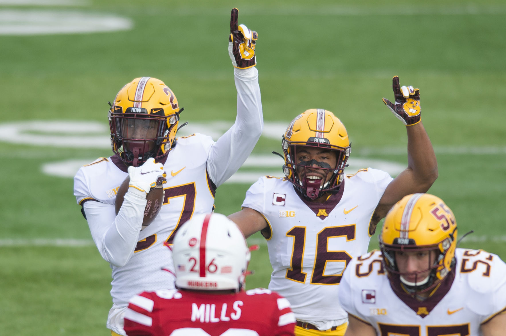 Minnesota vs. Nebraska, 12.12
